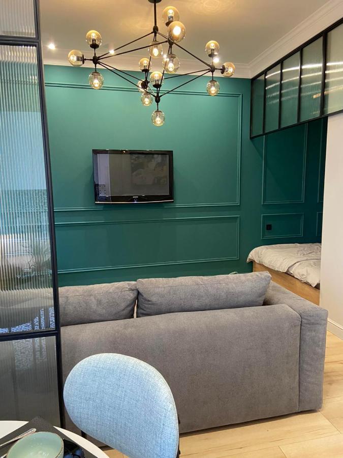 Lux Appartments В Центре Города В Стиле Loft ヴィーンヌィツャ エクステリア 写真